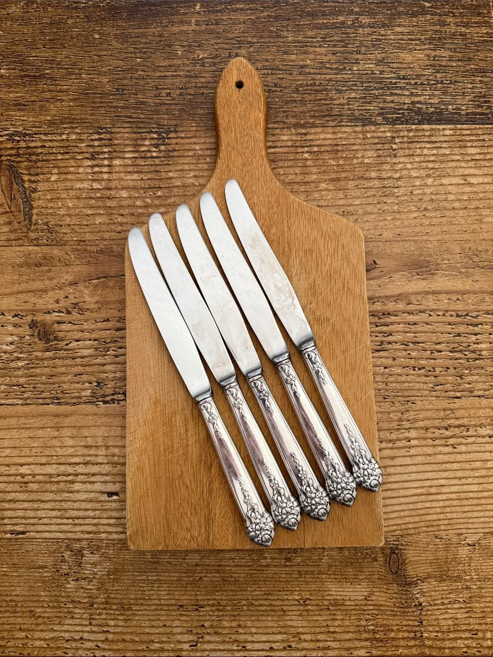 VTG | National Silver Co Rose & Leaf Dinner Knives Set of 5